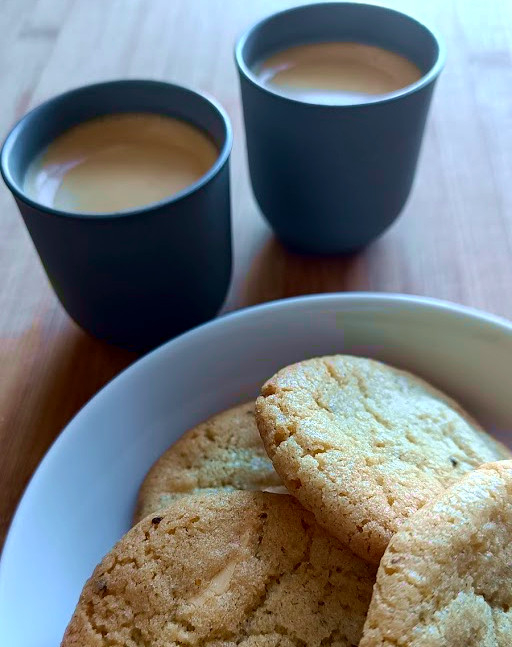 Citroncookies med Hvid Chokolade – Sprøde og Seje på én Gang
